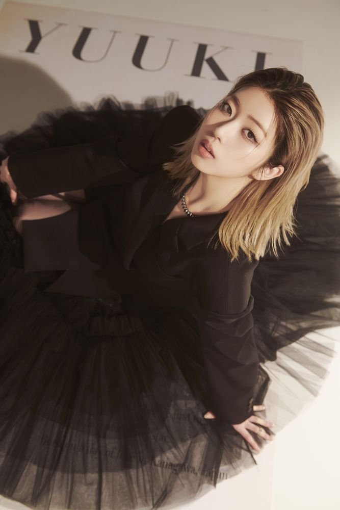 IS:SUE、異種なファン感謝祭3DAYS 『REBORN Collection 2025